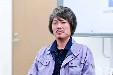 製造7グループ／グループリーダー(T・H)（2014年入社・前職：品質保証）